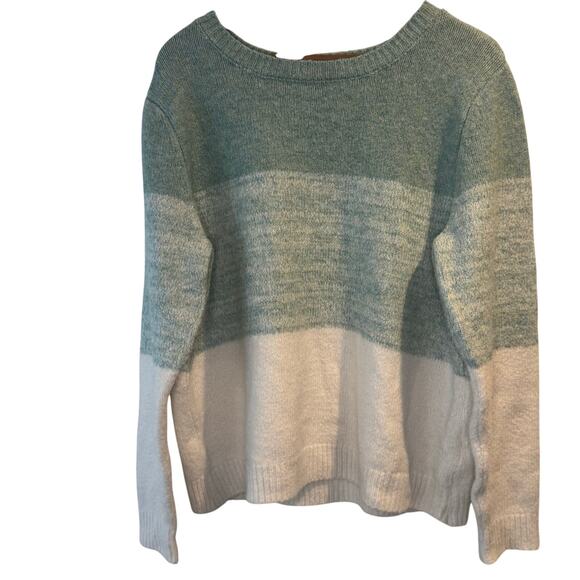 Cupcakes and Cashmere Sweater - Picture 1 of 7